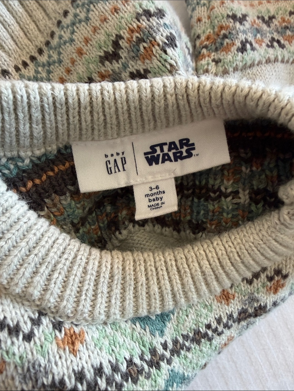 Baby Gap x Star Wars "The Child" (Baby Yoda) Fair Isle Sweater (3-6month) - Picture 2 of 3